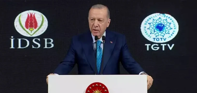 Erdoğan: İsrail lehine karartma uygulanıyor