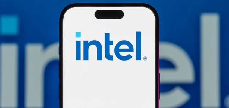 Intel'in geliri üçüncü çeyrekte düştü