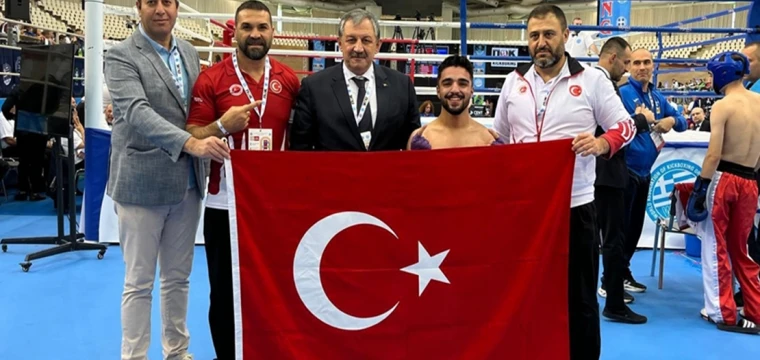 Kick Boks Şampiyonası'nda 6'sı altın 12 madalya