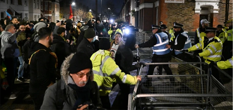 Londra'da PKK yandaşları, ikinci günde de polisle çatıştı