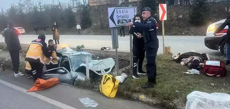 Otomobil beton bariyerlere çarptı: 1 ölü, 3 yaralı