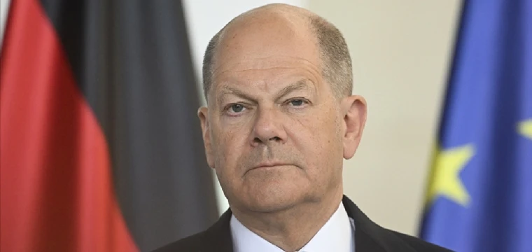 Scholz: Koalisyon hükümetini bir arada tutmak için mücadele ediyorum