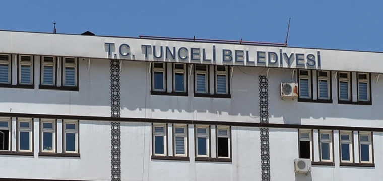 Tunceli ve Ovacık Belediyelerine kayyum atandı