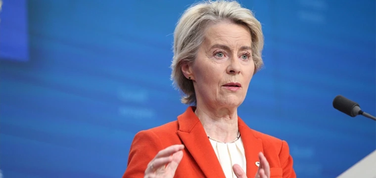 Von der Leyen, AB Komisyonunun yeni üyelerini tanıttı