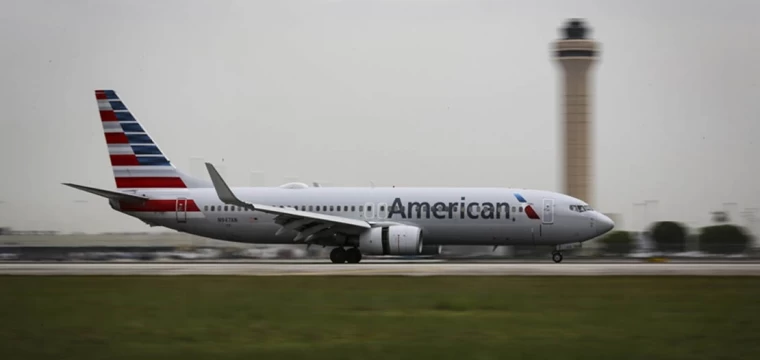 American Airlines teknik sorun nedeniyle uçuşları durdurdu