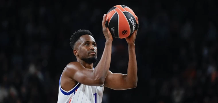 Anadolu Efes, Panathinaikos'u konuk edecek