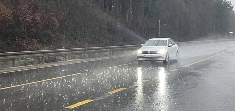 Bolu Dağı'nda sağanak etkili oldu