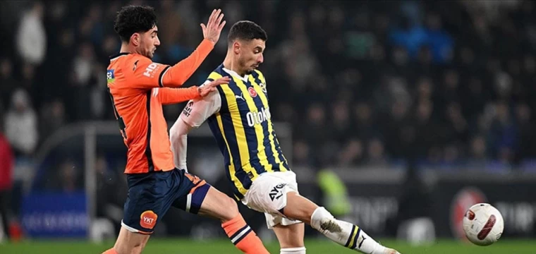 Fenerbahçe, yarın RAMS Başakşehir'i konuk edecek