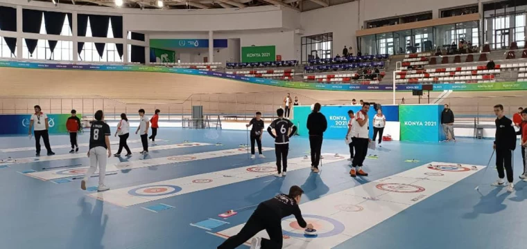 Floor Curling müsabakaları Konya’da