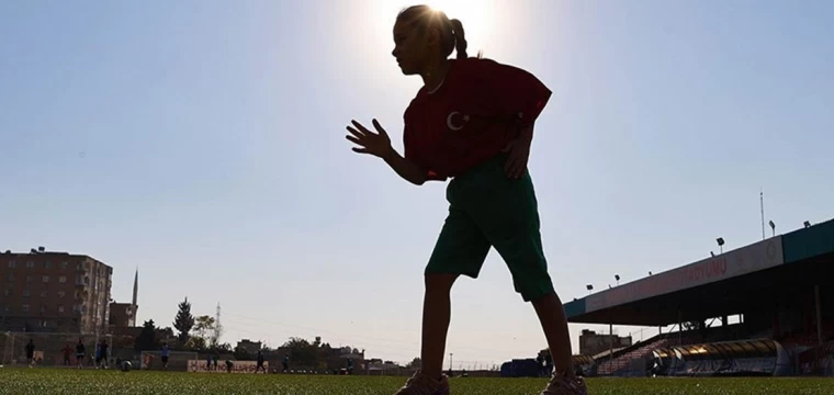 Görme engelli atlet, uluslararası başarılara odaklandı