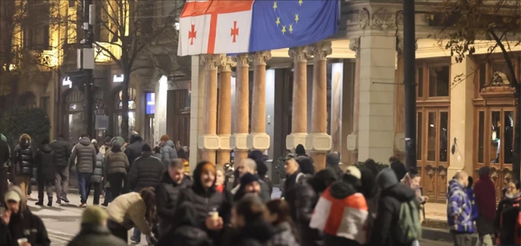 Gürcistan'da AB yanlısı protesto 13. gününde