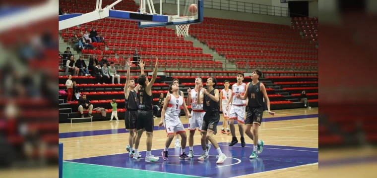 Karatay Belediyespor final yolunda:75-47