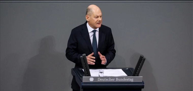 Scholz: Dünya iki kutuplu olmayacak