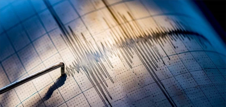 Vanuatu'da 7,3 büyüklüğündeki depremde 1 kişi hayatını kaybetti