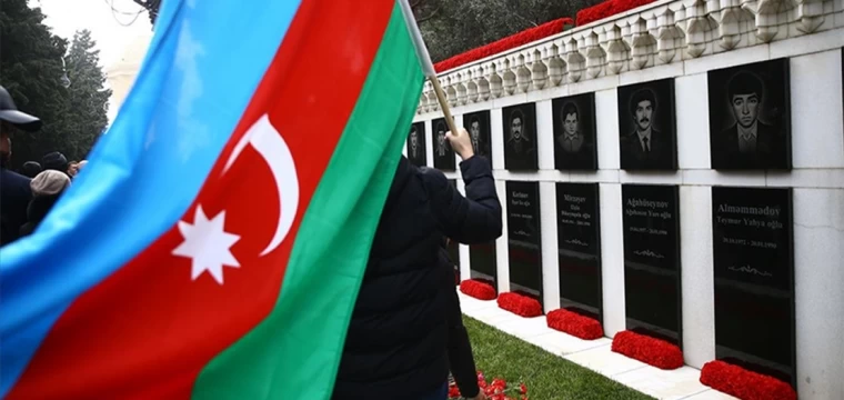 Azerbaycan'ın bağımsızlığına giden yol: "Kanlı Ocak"