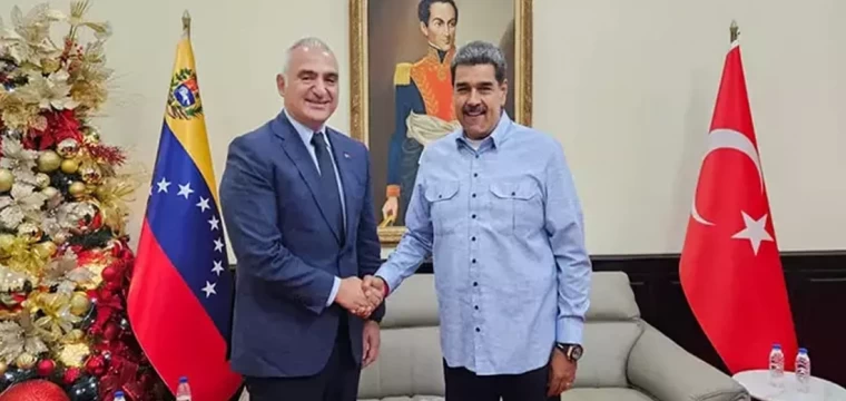 Bakan Ersoy, Venezuela lideri Maduro ile görüştü