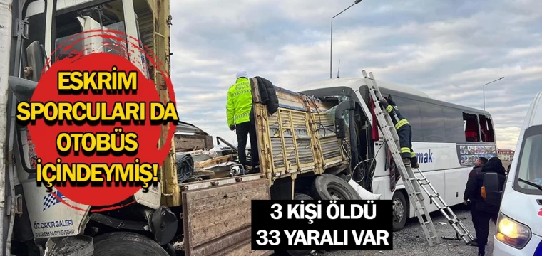 Eskrim sporcuları da otobüs içindeymiş!