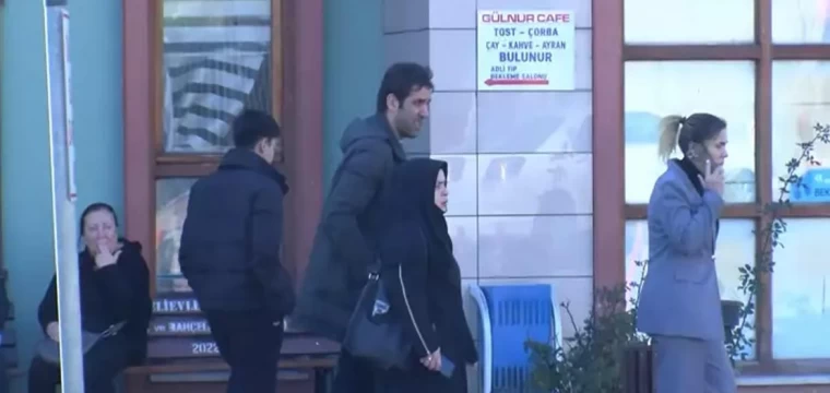 Eyüpsultan'da cinayet kurbanı kadının cenazesi teslim alındı