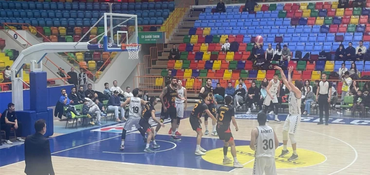 Gelişim hakemleri geçemedi;70-72