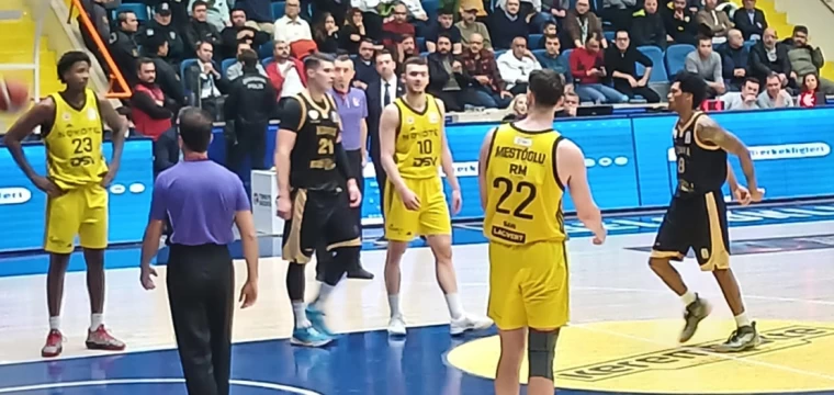 İlk Yarı Konya BBSK'nın 42-34