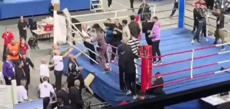 Kick boks şampiyonasında kavga: 4 yaralı, 5 gözaltı