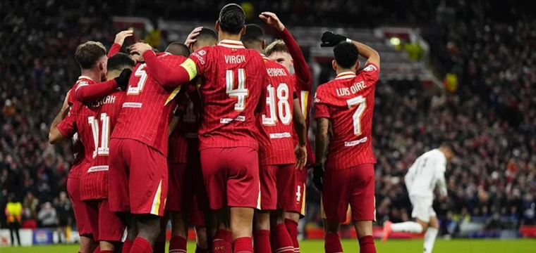 Premier Lig'de Liverpool, zirvede yer aldı