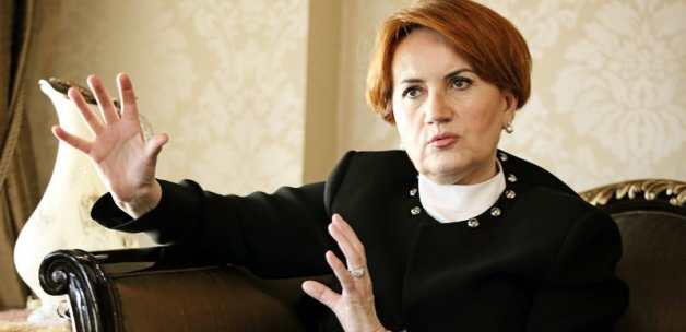 Meral Akşener’in SMS’i bloğu bozdu