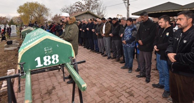 Göçükte hayatını kaybedenler son yolculuğuna uğurlandı