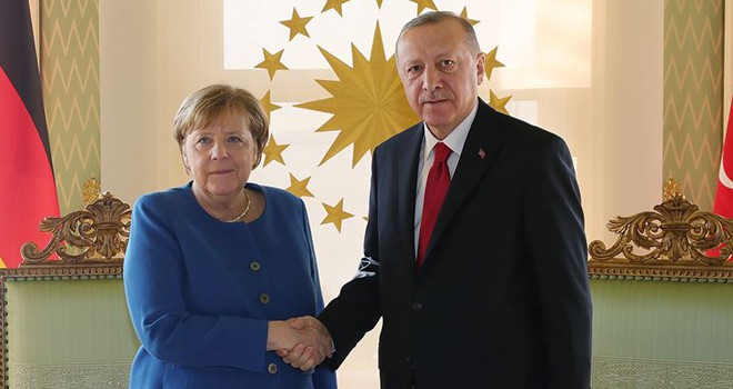 Erdoğan-Merkel görüşmesi başladı