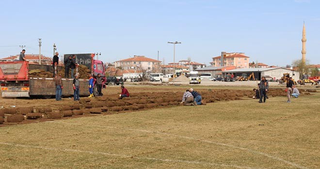 Kulu'da şehir stadyumu yıkıldı