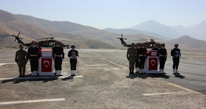 PKK'nın şehit ettiği anne ve bebeği için tören