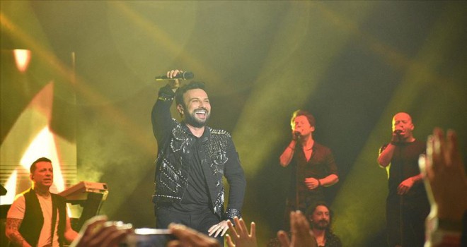 Tarkan 11 yıl sonra Viyana'da