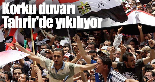 Korku duvarı Tahrir'de yıkılıyor