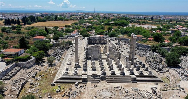 Apollon Tapınağı ziyaretçilerini bekliyor