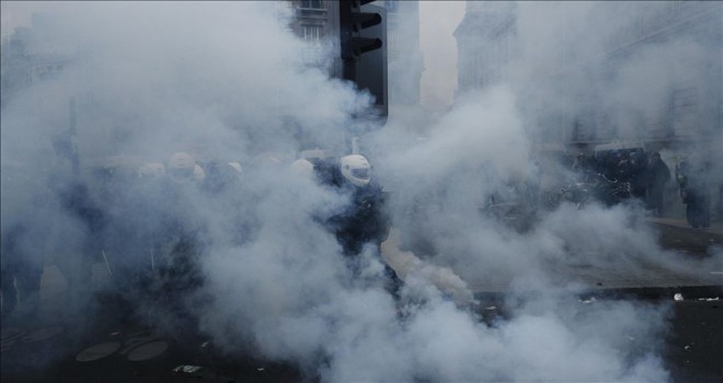 Emeklilik reformu protestolarına katılım 500 bini buldu