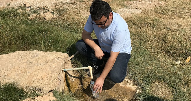 Maden suyunu kuyudan çıkarıyorlar