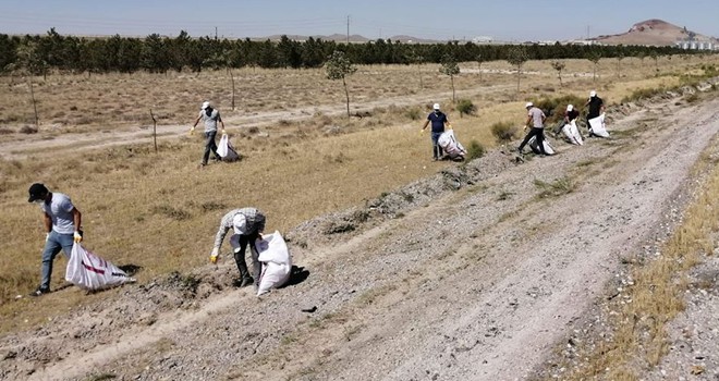 Karapınar’da çevre temizliği