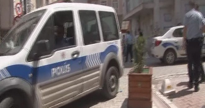 İstanbul'da polise silahlı saldırı!