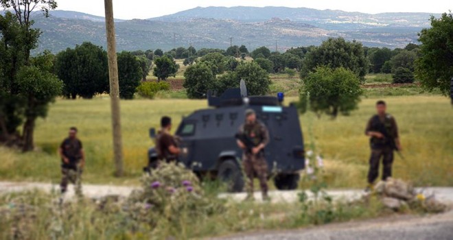 PKK'lı teröristler baba ve oğlunu katletti