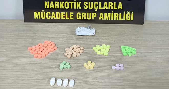 Şüphe üzerine durdurulan araçtan uyuşturucu çıktı