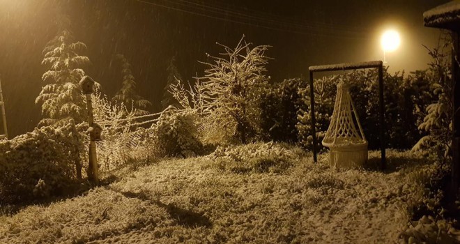 Konya’nın bazı ilçelerine Mayıs’ta kar sürprizi