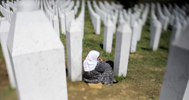 Potoçari cenaze töreninin ardından sessizliğe gömüldü