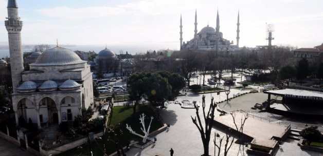 Erdoğan, Davutoğlu ve Görmez Sultanahmet'te