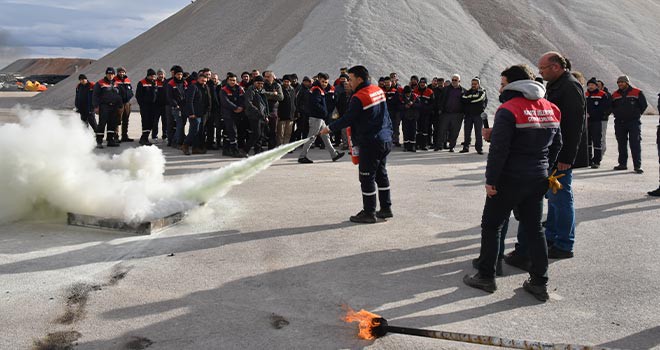 Karatay'dan personele yangın tatbikatı eğitimi