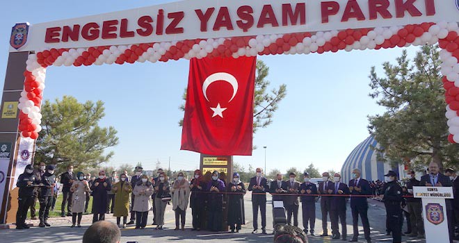 Konya'da "Engelsiz Yaşam Parkı" açıldı