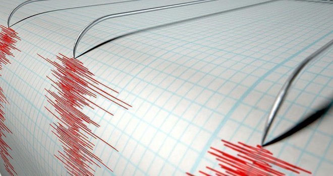 Endonezya’da 5,2 büyüklüğünde deprem