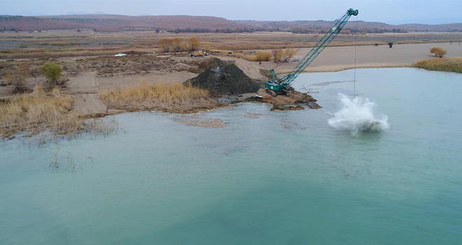 Beyşehir Gölü'nün Karaburun plajı büyüyecek