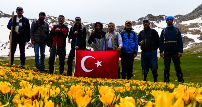 Fotoğrafçıların gözdesi Küpe Dağı