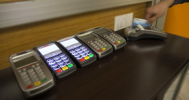 Özel yazılımlı pos cihazlarıyla kartları kopyalamışlar