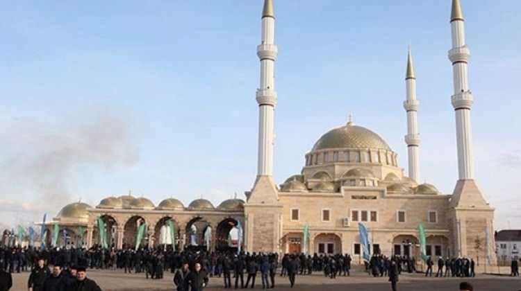 Rusya'da cami yakınında patlama: 4 yaralı